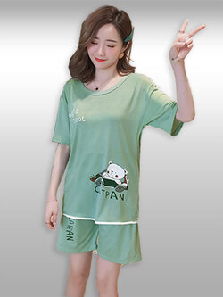 ชุดเซ็ทเสื้อกางเกงสีเขียวลายลูกหมีสุดน่ารัก รหัส2094