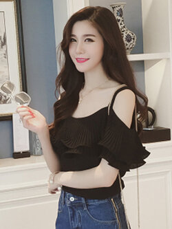 เสื้อแฟชั่น สายเดี่ยวแต่งอกระบายสวยหวานสไตล์เกาหลี รหัส 1580-สีดำ