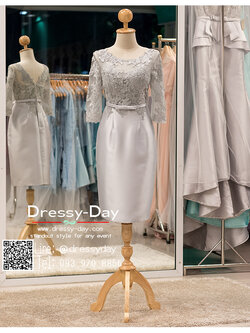 รหัส ชุดเจ้าภาพ : PFS047 ชุดแซกมีแขน ชุดราตรีสั้นหรูสีเทา สวย สง่า ชุดราตรีสั้นมีแขน