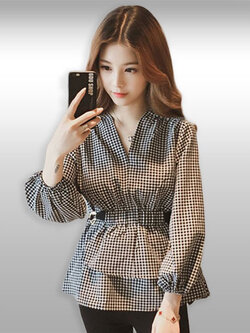 เสื้อแฟชั่นแต่งลายคอวีแบบสวยหรูมี 5 ไซสรหัส 1915