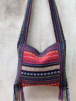 Size M กระเป๋าย่าม ขายย่าม ย่าม ย่ามสะพายข้าง ย่ามกะเหรี่ยง ย่ามชาวเขา กระเป๋าผ้านากา กระเป๋าสะพายข้าง กระเป๋าพาดตัว กระเป๋ามีซิป กระเป๋าฮิปปี้ กระเป๋าแนวๆ กระเป๋าแนวเซอร์ๆ ย่ามราคาถูก