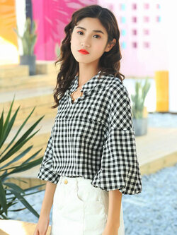 เสื้อแฟชั่นคอวี ลายสก๊อตสุดฮิต แขนดีไซน์พองๆ ใส่ห่วงคอเสื้อสุดเก๋ รหัส 1859