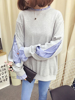 เสื้อแฟชั่นคอกลมดีไซน์เก่แหวกโชว์แขนยาวซ่อนอีกชั้นด้านในลายริ้ว รหัส 1717-สีเทา