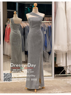 รหัส ชุดราตรียาว : PFL095 ชุดราตรียาว สีเทา/เงิน ไหล่เดียว เปิดแบบปาดเล็กๆที่หน้าอก เข้ารูป ผ้ากลิตเตอร์เล่นแสงถ่ายรูปออกมาสวยมากค่ะ ผ่าด้านข้างสุดเซ็กซี่ เหมาะใส่ออกงานกลางคืน งานแต่งงาน งานกาล่าดินเนอร์ งานเลี้ยง งานพรอม งานรับกระบี่