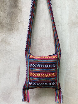 Size S ขายย่าม ย่าม ย่ามกะเหรี่ยง ย่ามชาวเขา ขายย่ามกระเหรี่ยงทอมือ กระเป๋าฮิปปี้ กระเป๋าโบฮีเมียน กระเป๋าแนวๆ กระเป๋าแนวเซอร์ๆ ย่ามราคาถูก