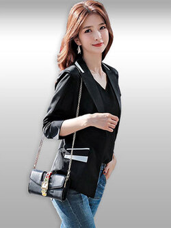 เสื้อสูทผู้หญิงสีดำแต่งขลิบสีขาวสไตล์สวยหรู 5 ไซส รหัส 2150