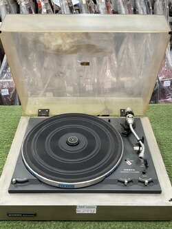 เครื่องเล่นแผ่นเสียง ONKYO