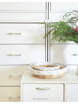 Round Wicker Tray ถาดสาน ทรงกลม ทาสีขอบด้วยสีขาว