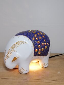 โคมไฟช้างแบบตั้งโต๊ะ Size L