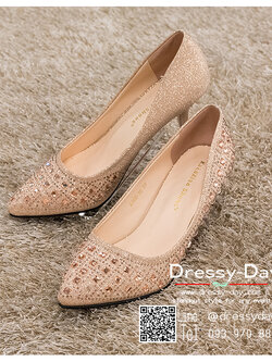 รหัส รองเท้าไปงาน : RR006 รองเท้าเจ้าสาวสีทอง พร้อมส่ง ตกแต่งกริตเตอร์ สวยสง่าดูดีแบบเจ้าหญิง ใส่เป็นรองเท้าคู่กับชุดเจ้าสาว ชุดแต่งงาน ชุดงานหมั้น หรือ ใส่เป็นรองเท้าออกงาน กลางวัน กลางคืน สวยสง่าดูดีมากคะ ราคาถูกกว่าห้างเยอะ