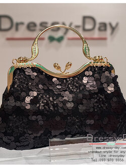 กระเป๋าออกงาน TE022: กระเป๋าออกงานพร้อมส่ง สีดำ แบบมีหูหิ้ว สวยหรูกับดีเทลเลื่อม ราคาถูกกว่าห้าง ถือออกงาน หรือ สะพายออกงาน สวย หรู ดูดีมากค่ะ เริ่ดคร๊า