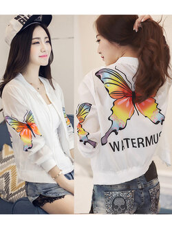 เสื้อคลุมแฟชั่นกึ่งผ้าร่มสีขาวขุ่น ลายปริ้นท์ผีเสื้อ