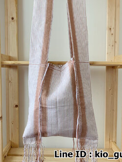 กระเป๋าย่าม ขายย่ามราคาถูก ย่ามกะเหรี่ยง ย่ามชาวเขา ขายย่ามชาวเขา กระเป๋าสะพายข้าง กระเป๋าแฮนด์เมด ของฝากญาติผู้ใหญ่ ย่ามพระ ราคาถูก ลดราคาพิเศษ