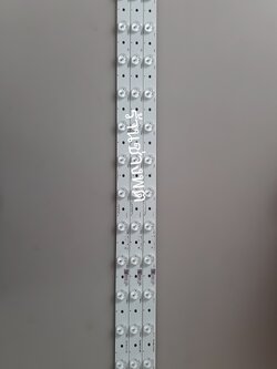 หลอดLED TV 32PB200T ,32PU200T (12 LED x 3 ) ใช้กับ SUPPLY V71AA000267000