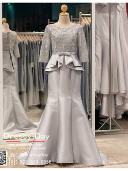 รหัส ชุดราตรี :PFL059 ชุดไปงานแต่งตกแต่งกริตเตอร์ ชุดราตรียาวซีทรูผ้าลูกไม้เรียบหรู หลังปิด สีเทา ชุดราตรีผ้าไหมเล่นดีเทลระบายชายช่วงเอว เหมาะสำหรับงานแต่งงาน งานกลางคืน กาล่าดินเนอร์ ชุดไทยประยุกต์