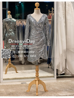 รหัส ชุดราตรี :PFS081 ชุดราตรีกลิตเตอร์ สีเงิน เดรสกลิตเตอร์พร้อมส่ง ชุดไปงานแต่ง glitter สวย หรู คนอ้วน คนอวบ ใส่สวย