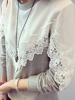 เสื้อแฟชั่นผู้หญิงสองสีแขนยาว คอกลม แต่งลูกไม้ รหัส 1435-ขาวเทา