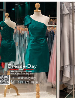 รหัส ชุดราตรีสั้น :PF140 ชุดราตรีสั้นผ้าซาติน เดรสออกงานไหล่เฉียง ชุดไปงานแต่งงานสีเขียว ชุดแซกงานสวยมาก แบบประดับโบว์เพิ่มความน่ารักคะ