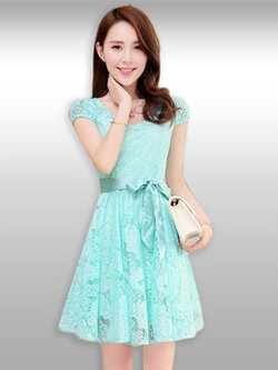 ชุดเดรสแขนสั้นคอวีสีฟ้าแต่งลูกไม้สวยหรูรหัส1928