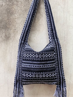 Size L กระเป๋าย่าม ขายย่าม ย่าม ย่ามสะพายข้าง ย่ามกะเหรี่ยง ย่ามชาวเขา กระเป๋าผ้านากา กระเป๋าสะพายข้าง กระเป๋าพาดตัว กระเป๋ามีซิป กระเป๋าฮิปปี้ กระเป๋าแนวๆ กระเป๋าแนวเซอร์ๆ ย่ามราคาถูก