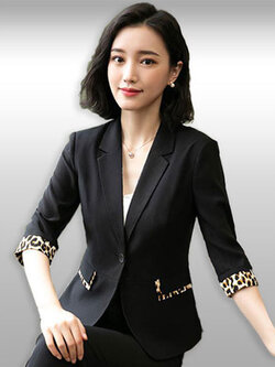 เสื้อสูทแฟชั่นสีดำสไตล์เรียบหรูปลายแขนแต่งลายเสือ 5ไซส รหัส 2144