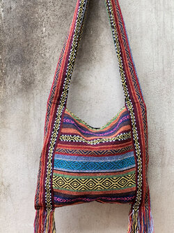 Size M กระเป๋าย่าม ขายย่าม ย่าม ย่ามสะพายข้าง ย่ามกะเหรี่ยง ย่ามชาวเขา กระเป๋าผ้านากา กระเป๋าสะพายข้าง กระเป๋าพาดตัว กระเป๋ามีซิป กระเป๋าฮิปปี้ กระเป๋าแนวๆ กระเป๋าแนวเซอร์ๆ ย่ามราคาถูก