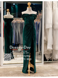 รหัส ชุดราตรียาว : PFL109 ชุดไปงานแต่งงาน มีแขน เปิดไหล่ ชุดราตรีพร้อมส่ง ผ้ากำมะหยี่ สวย เรียบ หรู ดูแพง ใส่ได้หลากหลายโอกาส