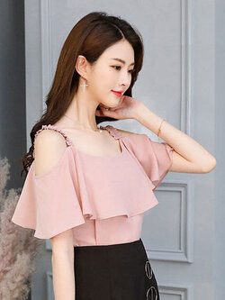 เสื้อแฟชั่น สายเดี่ยวแต่งอกระบายสวยหวานสไตล์เกาหลี รหัส 1856-สีชมพู