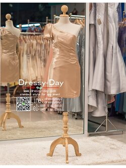 รหัส ชุดราตรีสั้น :PF140 - 2 ชุดราตรีสั้น เดรสออกงาน สีแชมเปญ ไหลเฉียง ชุดไปงานแต่งงาน ชุดแซก งานสวยมาก แบบประดับโบว์เพิ่มความน่ารัก