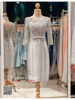 รหัส ชุดราตรี : PFS047 ชุดแซกมีแขน ชุดราตรีสั้นหรูสีเทา สวย สง่า ดูดีแบบเจ้าหญิง ใส่เป็นชุดงานเช้า ชุดไปงานแต่งงาน งานกาล่าดินเนอร์ งานเลี้ยง งานพรอม งานรับกระบี่