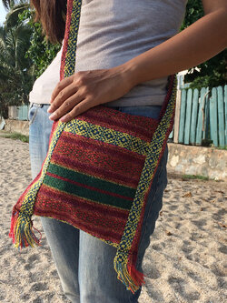 ขายย่าม ย่ามกะเหรี่ยง ย่ามชาวเขา ขายย่ามกระเหรี่ยงทอมือ กระเป๋าฮิปปี้ กระเป๋าโบฮีเมียน กระเป๋าแนวๆ กระเป๋าแนวเซอร์ๆ