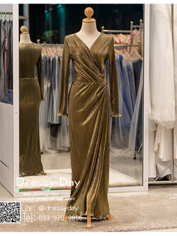 รหัส ชุดเจ้าภาพ : PFL100 ชุดราตรียาว สีทอง แขนยาว ผ่าหน้า คอวี สุดเซ็กซี่ เหมาะใส่ออกงานกลางคืน งานแต่งงาน งานกาล่าดินเนอร์ งานเลี้ยง งานพรอม งานรับกระบี่