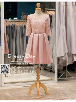 รหัส ชุดราตรีสั้น : BB043 ชุดแซก เดรสออกงาน ชุดราตรีสั้นสีชมพูแขนยาวด้านบนเป็นผ้าลูกไม้เนื้อนิ่มด้านล่างเป็นผ้าซาติน