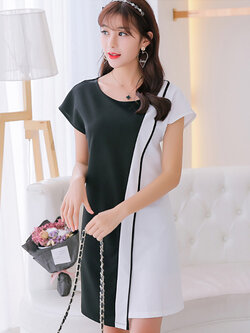 ชุดเดรสแฟชั่นแขนเต่อแต่งถาบขาวดำตามแบบสวยหวานสไตล์เกาหลี รหัส 1636