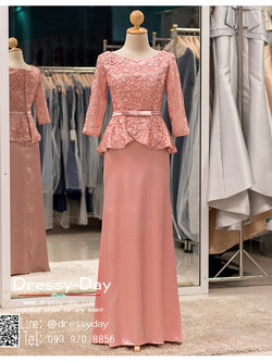 รหัส ชุดราตรี : PFL060 ชุดราตรียาวมีแขนตกแต่งด้วยลูกไม้งานสวย ชุดไปงานแต่งสีชมพพู เรียบหรู เหมาะสำหรับงานแต่งงาน งานกลางคืน กาล่าดินเนอร์ ชุดออกงาน
