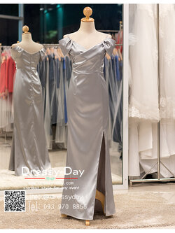 รหัส ชุดราตรียาว : PFL098 ชุดราตรียาว สีเทา/เงิน ไหล่เปาด เข้ารูป ผ่าด้านข้างสุดเซ็กซี่ เหมาะใส่ออกงานกลางคืน งานแต่งงาน งานกาล่าดินเนอร์ งานเลี้ยง งานพรอม งานรับกระบี่