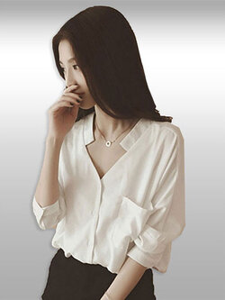 เสื้อแฟชั่นสีขาวคอวีแขนยาวสไตล์เรียบหรู รหัส1684