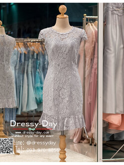 รหัส ชุดราตรี :PFS042 ชุดไปงานแต่งแขนสั้นผ้าลูกไม้งานสวย ชุดราตรีสั้นหรูซีทรูช่วงอก สีเทา ปลายกระโปรงระบายชาย สวย สง่า ดูดีแบบเจ้าหญิง ใส่ไปงานแต่งงาน ชุดยกน้าชาผ้านิ่มใส่สบาย งานกาล่าดินเนอร์ งานเลี้ยง งานพรอม งานรับกระบี่