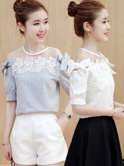 เสื้อแฟชั่นผู้หญิงแต่งไหล่ซีทรูต่อสายผูกโบว์สวยๆ สไตล์เกาหลี มี 2 สี รหัส 1815