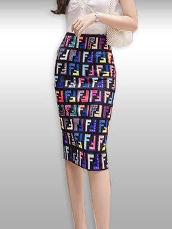 กระโปรงแฟชั่นลายสวยเก๋ มี 3ไซส รหัส2138