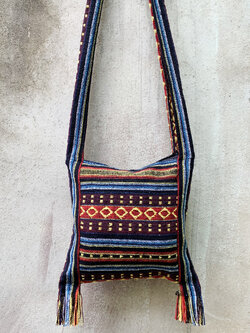 Size S ขายย่าม ย่าม ย่ามกะเหรี่ยง ย่ามชาวเขา ขายย่ามกระเหรี่ยงทอมือ กระเป๋าฮิปปี้ กระเป๋าโบฮีเมียน กระเป๋าแนวๆ กระเป๋าแนวเซอร์ๆ ย่ามราคาถูก