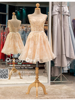 รหัส ชุดราตรีสั้น : PFS031 ชุดไปงานแต่งตกแต่งกริตเตอร์ ชุดราตรีสั้นตัดเย็บด้วยผ้าลูกไม้งานสวย สีครีม ช่วงบนซีทรู ใส่ไปงานหมั้นก็เริ่ด งานแต่งงาน งานเลี้ยง งานประกวด งานรับปริญญา สวยน่ารักสุดๆ