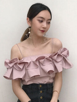 เสื้อสายเดี่ยวแฟชั่นแต่งเก๋ระบายพับจีบรอบ สวยหวานสไตล์เกาหลี รหัส 1688-สีชมพู