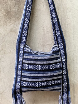 Size S กระเป๋าย่าม ขายย่าม ย่าม ย่ามสะพายข้าง ย่ามกะเหรี่ยง ย่ามชาวเขา กระเป๋าผ้านากา กระเป๋าสะพายข้าง กระเป๋าพาดตัว กระเป๋ามีซิป กระเป๋าฮิปปี้ กระเป๋าแนวๆ กระเป๋าแนวเซอร์ๆ ย่ามราคาถูก