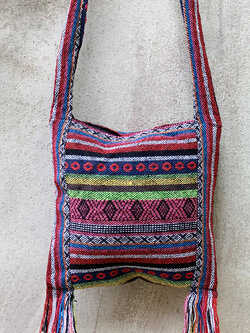 Size S กระเป๋าย่าม ขายย่าม ย่าม ย่ามสะพายข้าง ย่ามกะเหรี่ยง ย่ามชาวเขา กระเป๋าผ้านากา กระเป๋าสะพายข้าง กระเป๋าพาดตัว กระเป๋ามีซิป กระเป๋าฮิปปี้ กระเป๋าแนวๆ กระเป๋าแนวเซอร์ๆ ย่ามราคาถูก