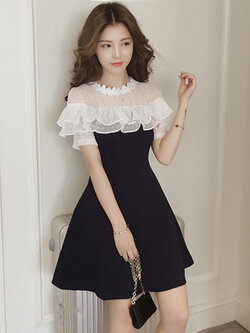 ชุดเดรสแฟชั่นสีกรมท่าแต่งคอกลมลูกไม้สวยหวาน สไตล์เกาหลี รหัส 1655