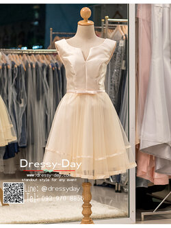 รหัส ชุดราตรีสั้น :BB046 มีชุดราตรีสวย สีครีม ชุดไปงานแต่งสั้น เหมาะใส่งานหมั้น งานเช้า หรู พร้อมส่งเยอะสุดในไทย เนื้อผ้าพรีเมี่ยม คัตติ้งเนี๊ยบๆ