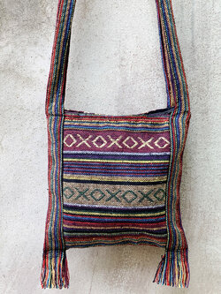 Size S กระเป๋าย่าม ขายย่าม ย่าม ย่ามสะพายข้าง ย่ามกะเหรี่ยง ย่ามชาวเขา กระเป๋าผ้านากา กระเป๋าสะพายข้าง กระเป๋าพาดตัว กระเป๋ามีซิป กระเป๋าฮิปปี้ กระเป๋าแนวๆ กระเป๋าแนวเซอร์ๆ ย่ามราคาถูก