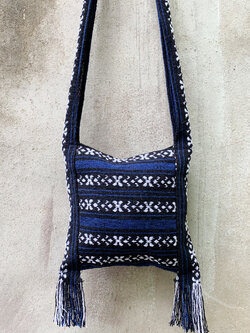 Size S ขายย่าม ย่าม ย่ามกะเหรี่ยง ย่ามชาวเขา ขายย่ามกระเหรี่ยงทอมือ กระเป๋าฮิปปี้ กระเป๋าโบฮีเมียน กระเป๋าแนวๆ กระเป๋าแนวเซอร์ๆ ย่ามราคาถูก