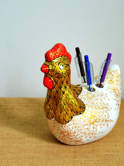 ไก่นำโชคเสียบปากกา